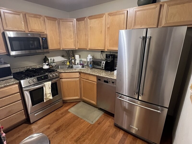 850 N Dewitt Place Chicago IL 60611