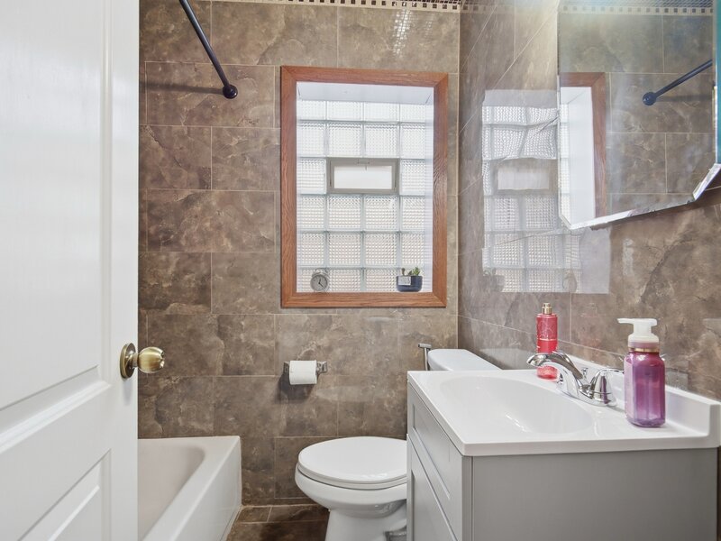 6230 W Foster Avenue Chicago IL 60630
