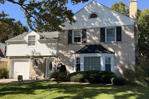 Photo of 6836 N Kenton Avenue Lincolnwood IL 60712