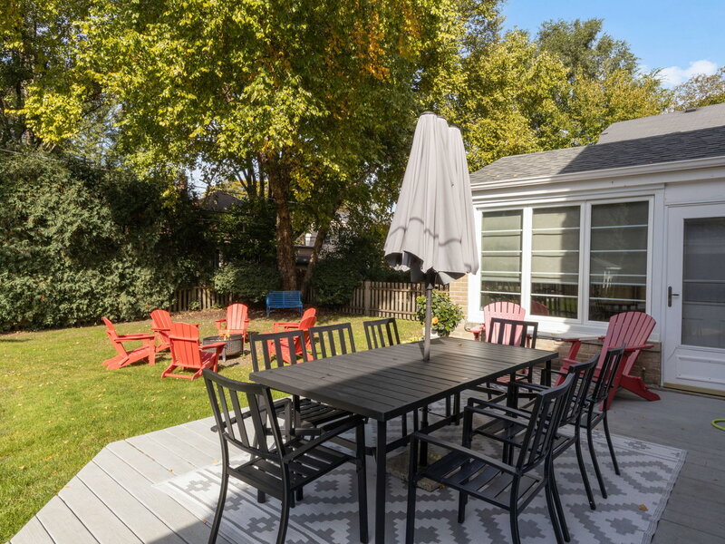 6836 N Kenton Avenue Lincolnwood IL 60712