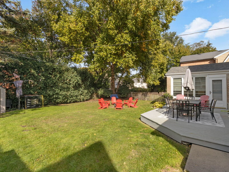 6836 N Kenton Avenue Lincolnwood IL 60712