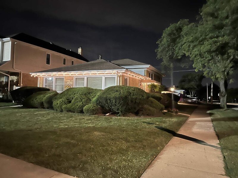 8662 N Ozark Avenue Niles IL 60714