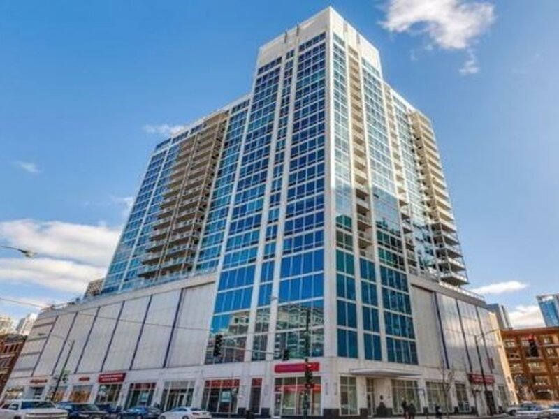 757 N Orleans Street Chicago IL 60654
