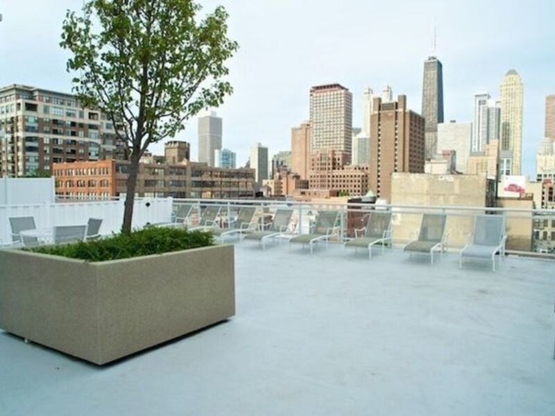 757 N Orleans Street Chicago IL 60654