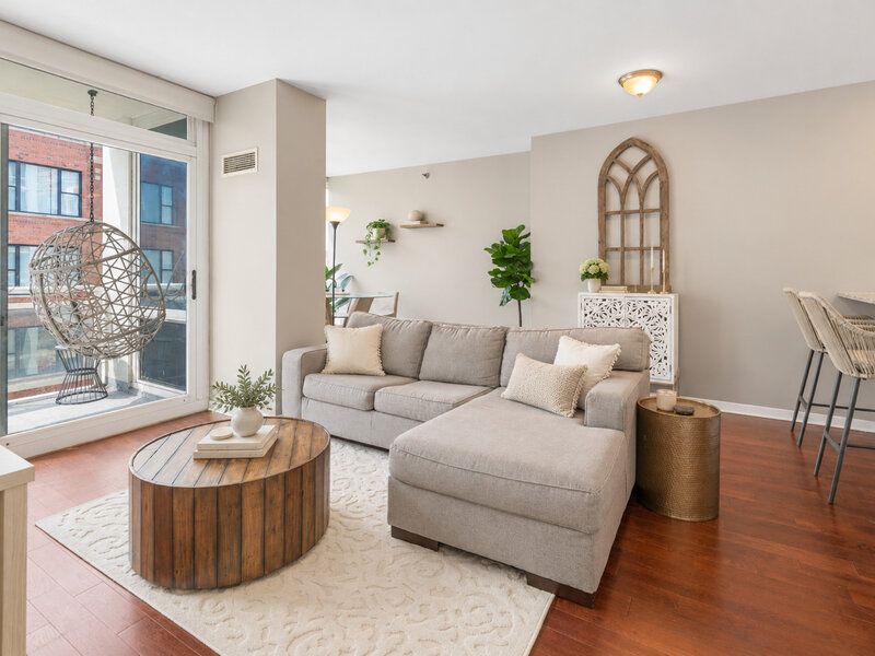 757 N Orleans Street Chicago IL 60654