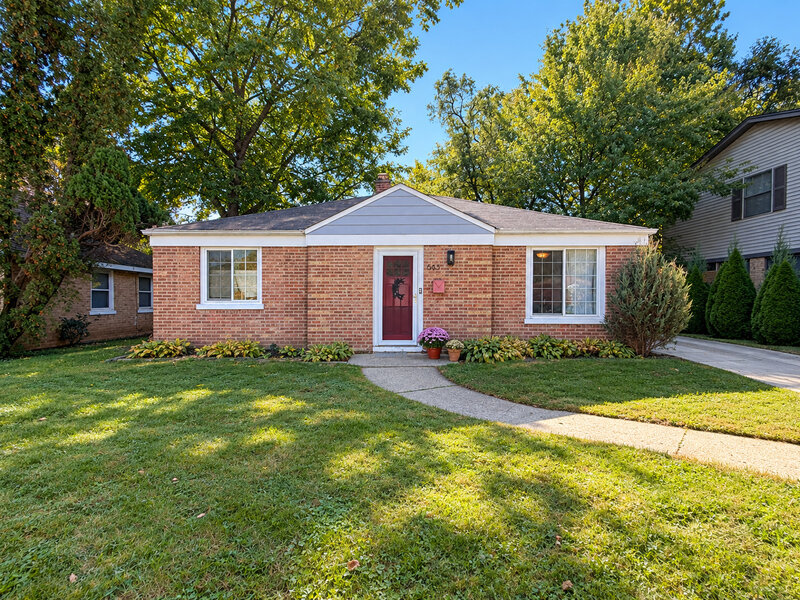 643 E Rockland Road Libertyville IL 60048