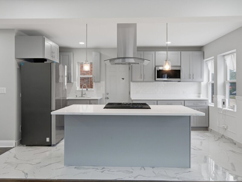 433 W 100th Street Chicago IL 60628