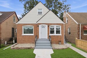 Photo of 433 W 100th Street Chicago IL 60628