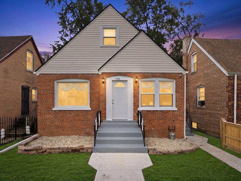 433 W 100th Street Chicago IL 60628