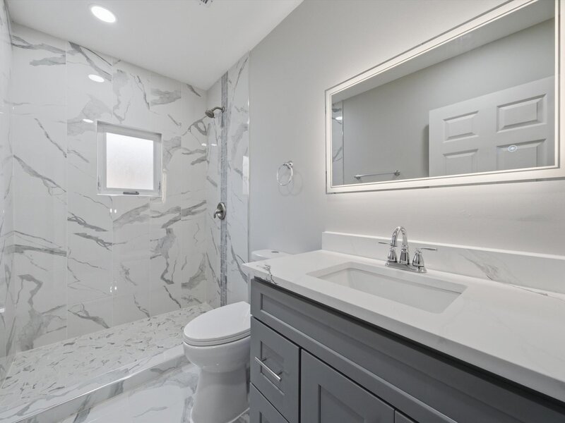 433 W 100th Street Chicago IL 60628