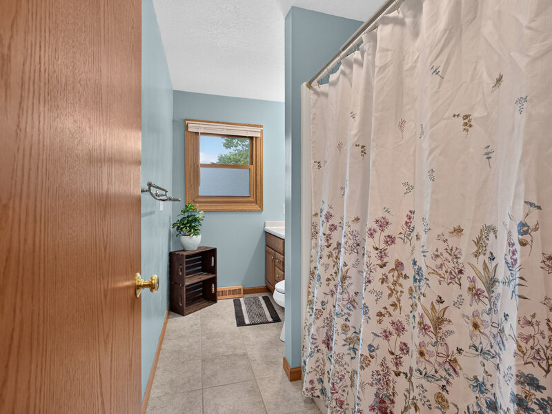 3002 29th Street Bettendorf IA 52722