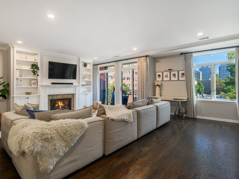 1414 N Wells Street Chicago IL 60610