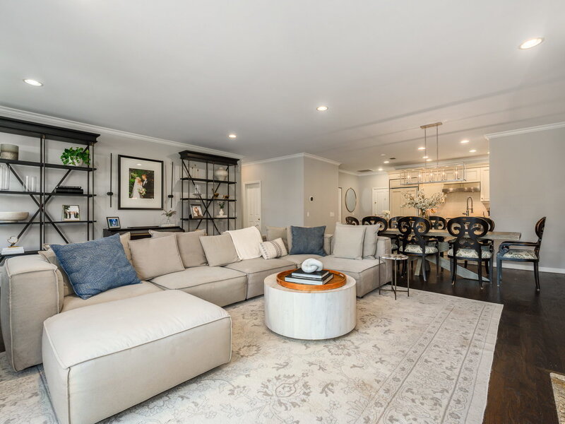 1414 N Wells Street Chicago IL 60610