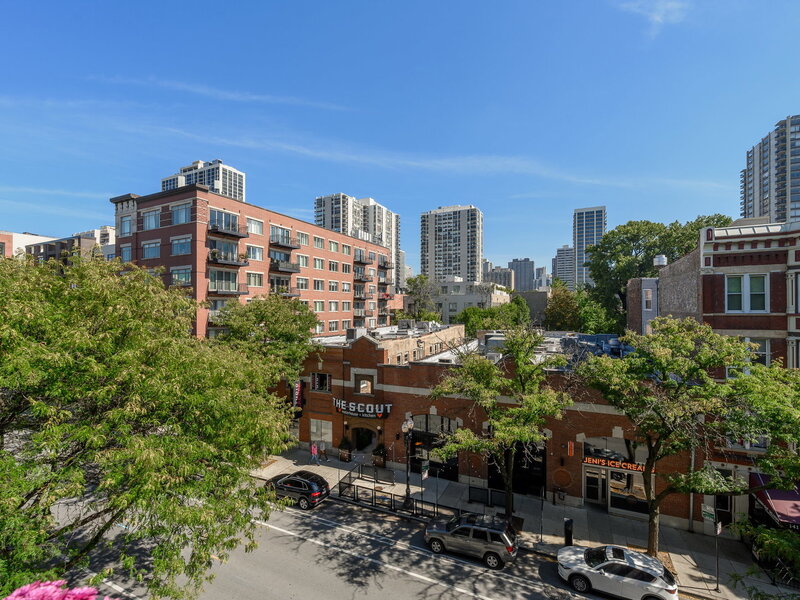 1414 N Wells Street Chicago IL 60610