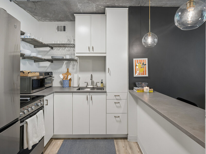 2728 N Hampden Court Chicago IL 60614