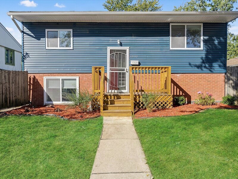 13110 S Saint Lawrence Avenue Chicago IL 60827