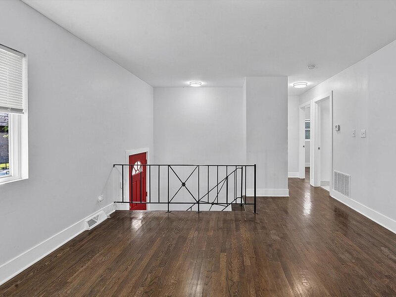 13110 S Saint Lawrence Avenue Chicago IL 60827