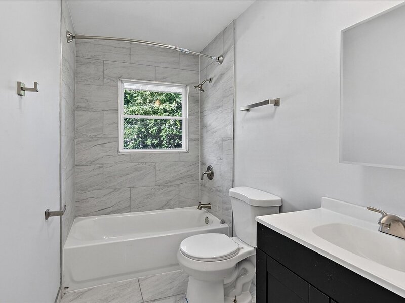 13110 S Saint Lawrence Avenue Chicago IL 60827