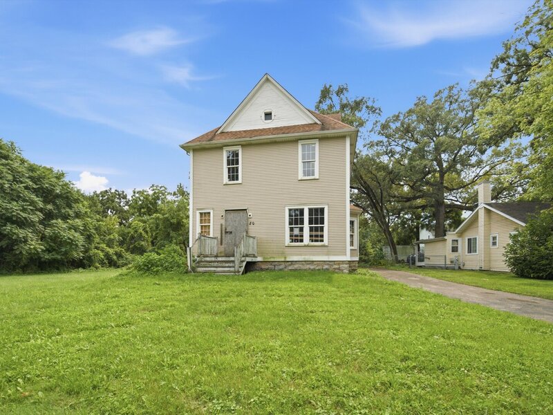 20 E Main Street Glenwood IL 60425