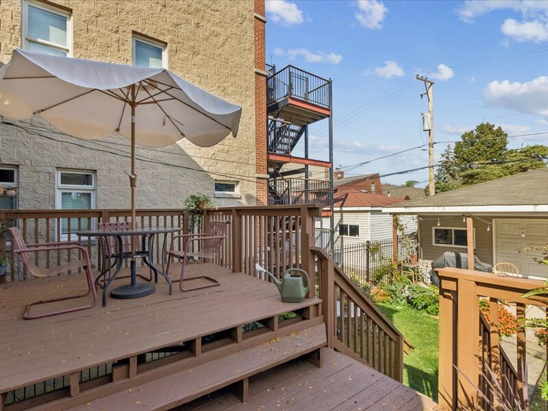 628 W 43rd Place Chicago IL 60609