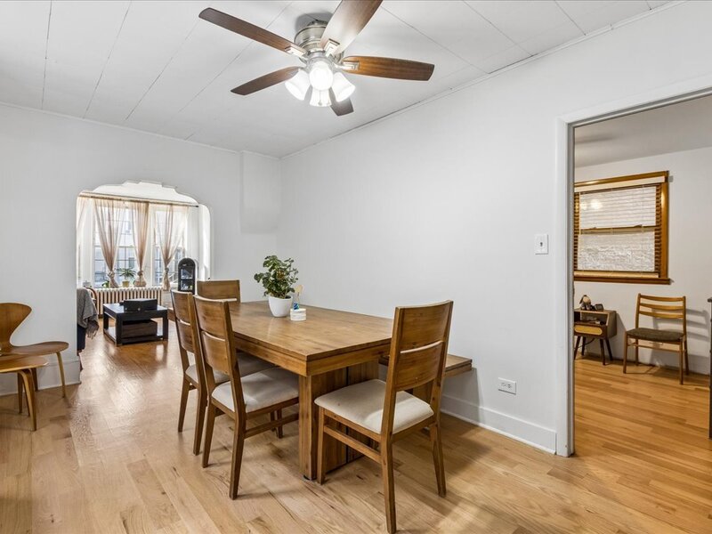 628 W 43rd Place Chicago IL 60609