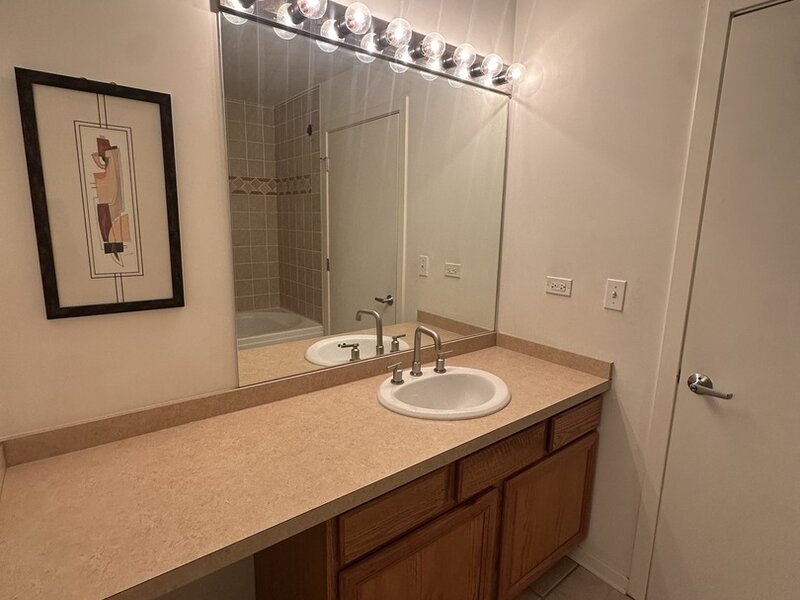 1525 S Sangamon Street Chicago IL 60608