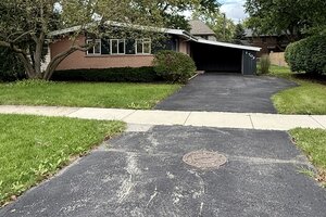 Photo of 1702 W Oakton Street Arlington Heights IL 60004