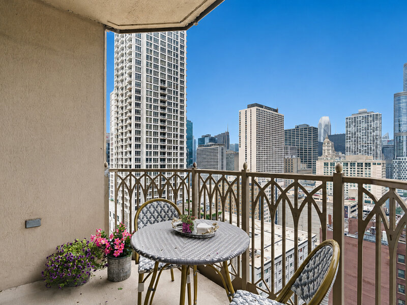 21 E Huron Street Chicago IL 60611