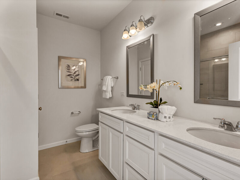 2809 Spring Circle South Lindenhurst IL 60046
