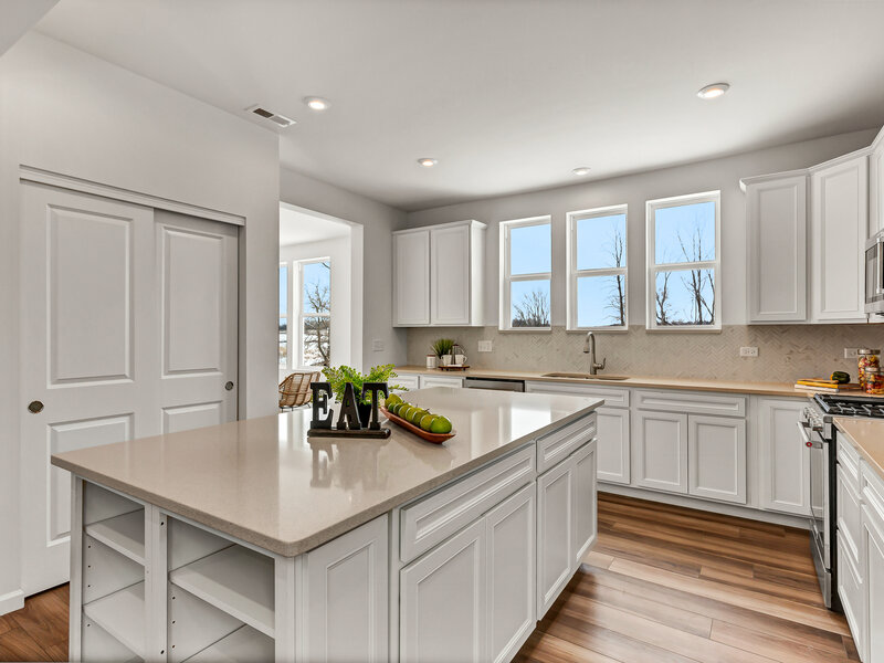 2809 Spring Circle South Lindenhurst IL 60046