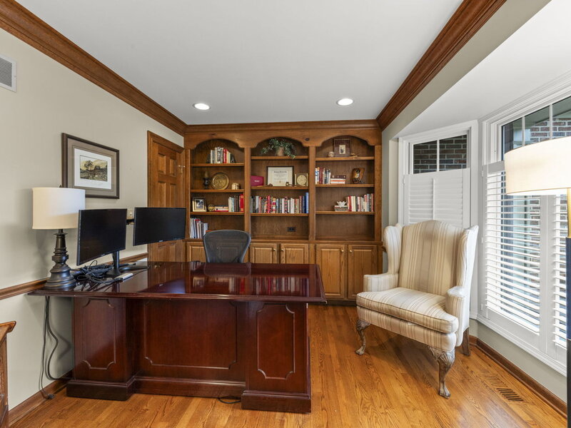 26 Churchill Road Winfield IL 60190