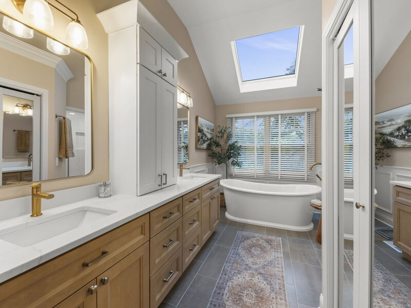 26 Churchill Road Winfield IL 60190
