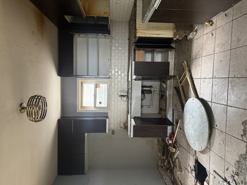 1313 W 72nd Street Chicago IL 60636