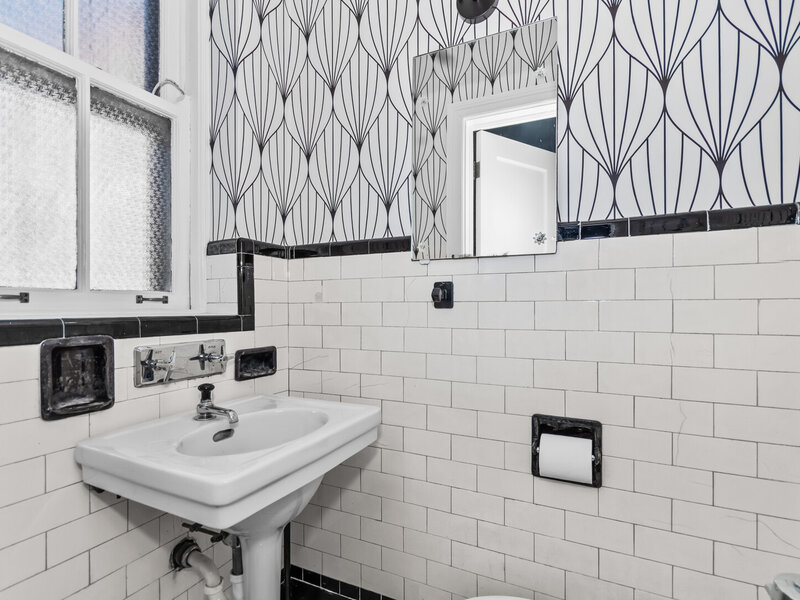 220 S Maple Avenue Oak Park IL 60302