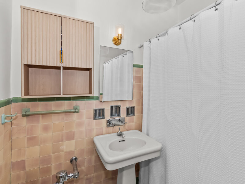 220 S Maple Avenue Oak Park IL 60302