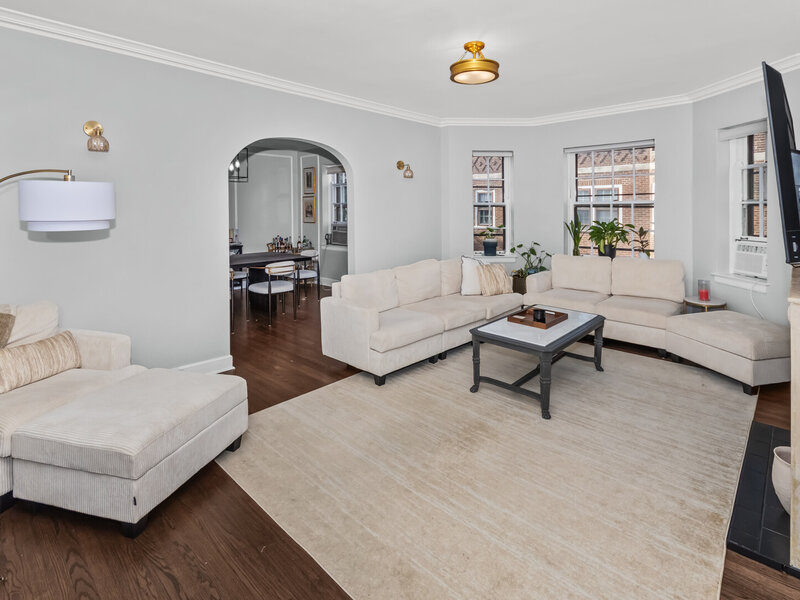 220 S Maple Avenue Oak Park IL 60302