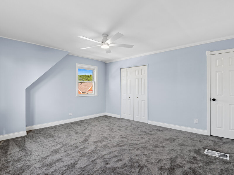 8019 S Francisco Avenue Chicago IL 60652