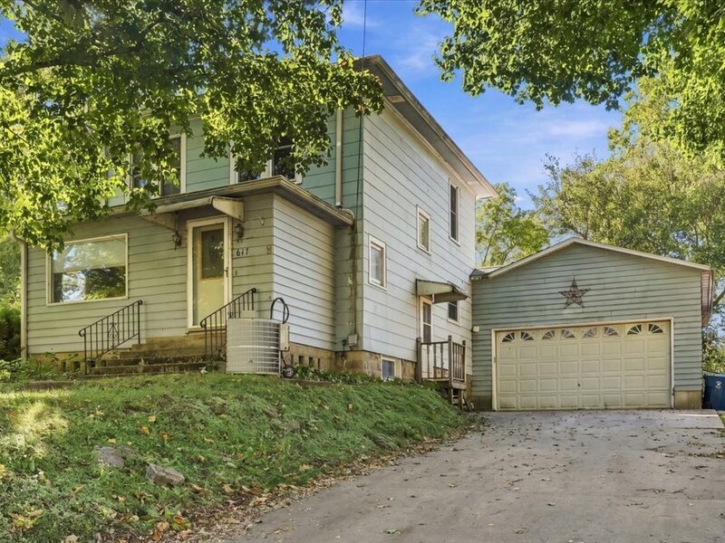 617 4th Avenue Dixon IL 61021
