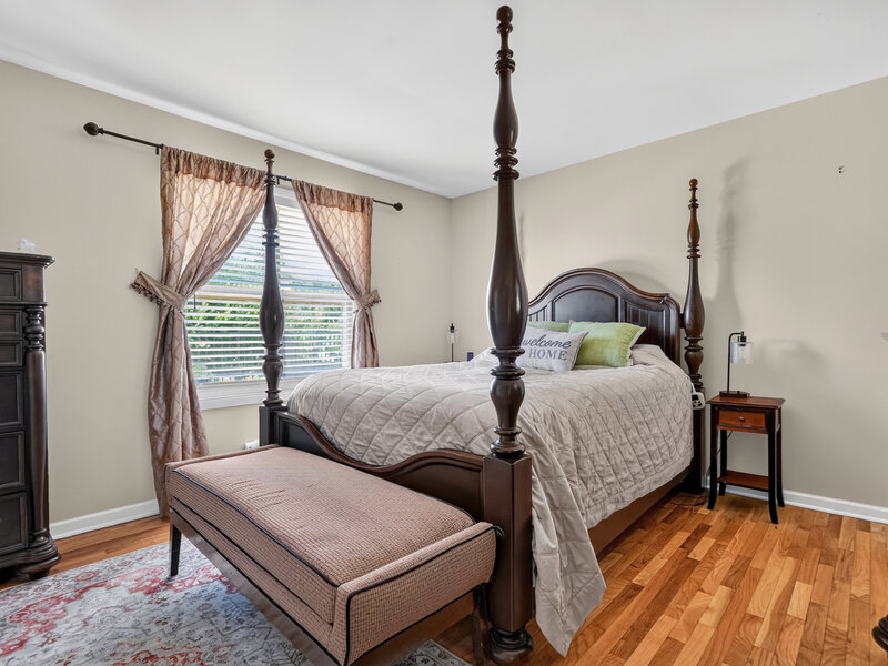 2 Churchill Lane Glen Ellyn IL 60137