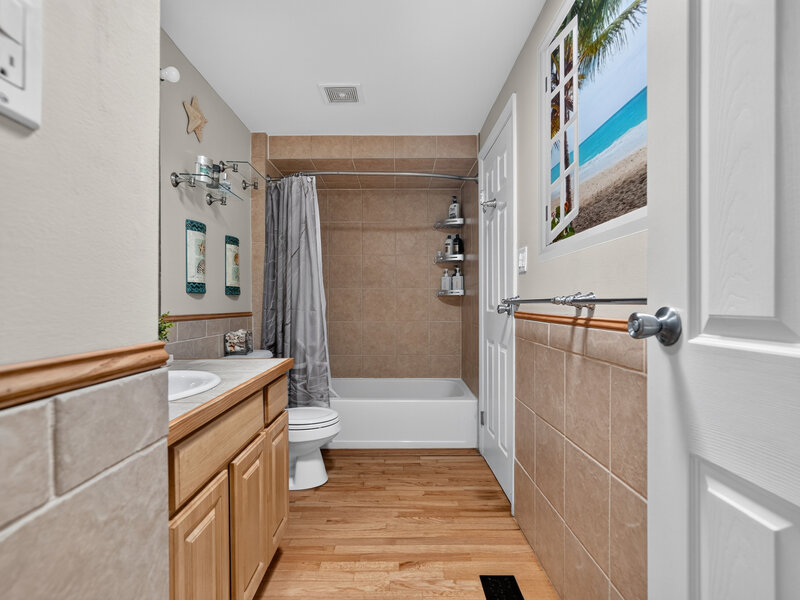 2 Churchill Lane Glen Ellyn IL 60137