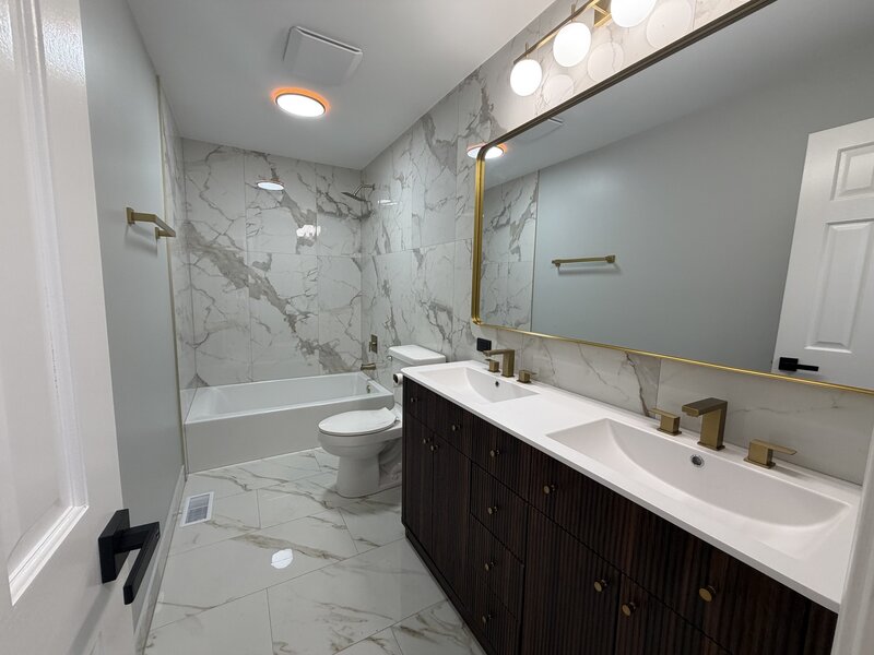 807 Hayward Avenue Streamwood IL 60107