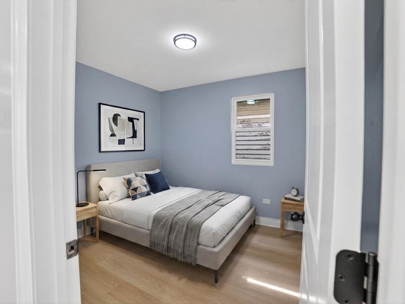 123 W 104th Place Chicago IL 60628