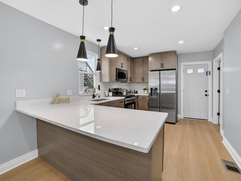 123 W 104th Place Chicago IL 60628