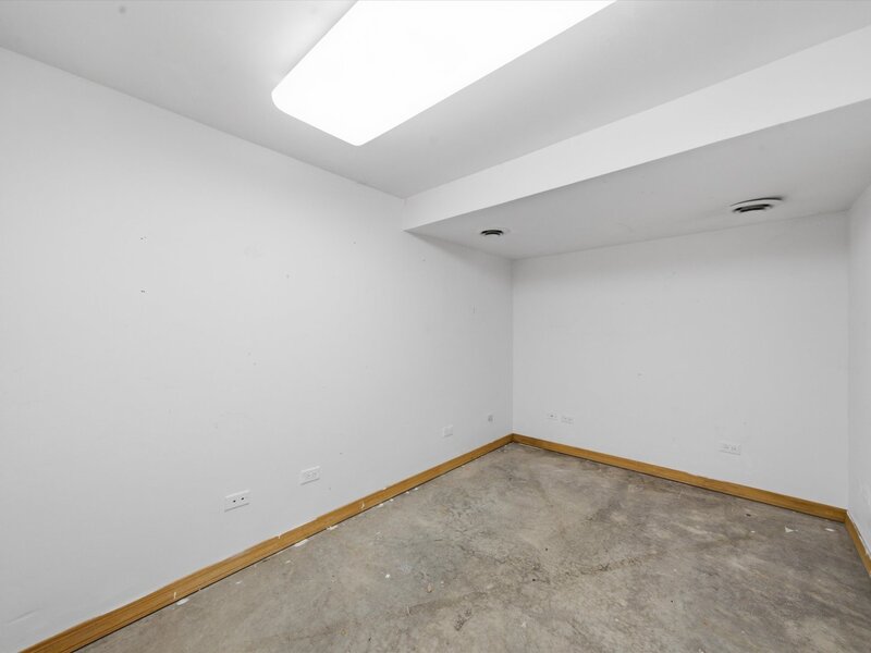 626 Pleasure Drive Mundelein IL 60060