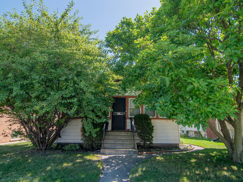 603 Greenbay Avenue Calumet City IL 60409