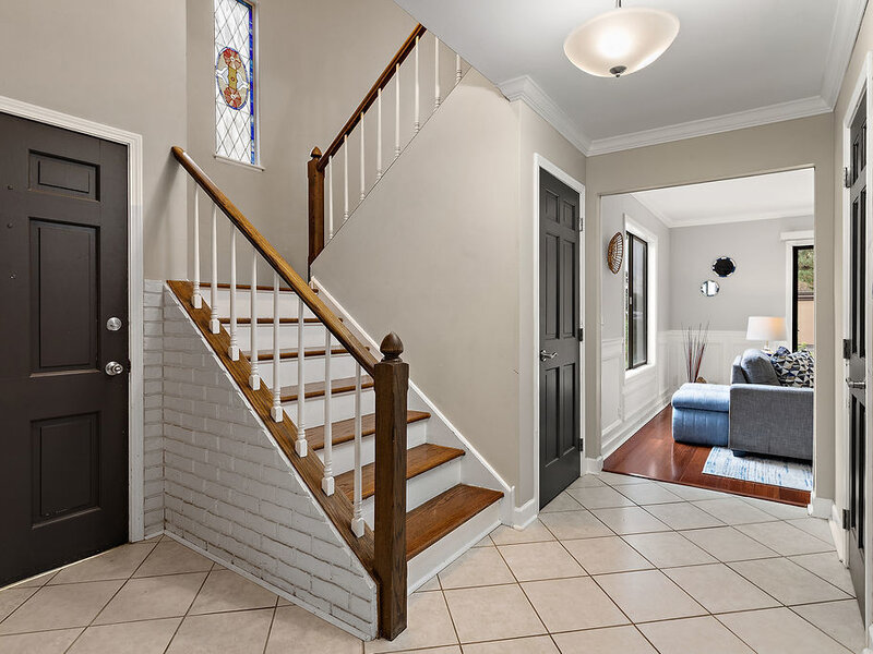 1296 Farnsworth Lane Buffalo Grove IL 60089