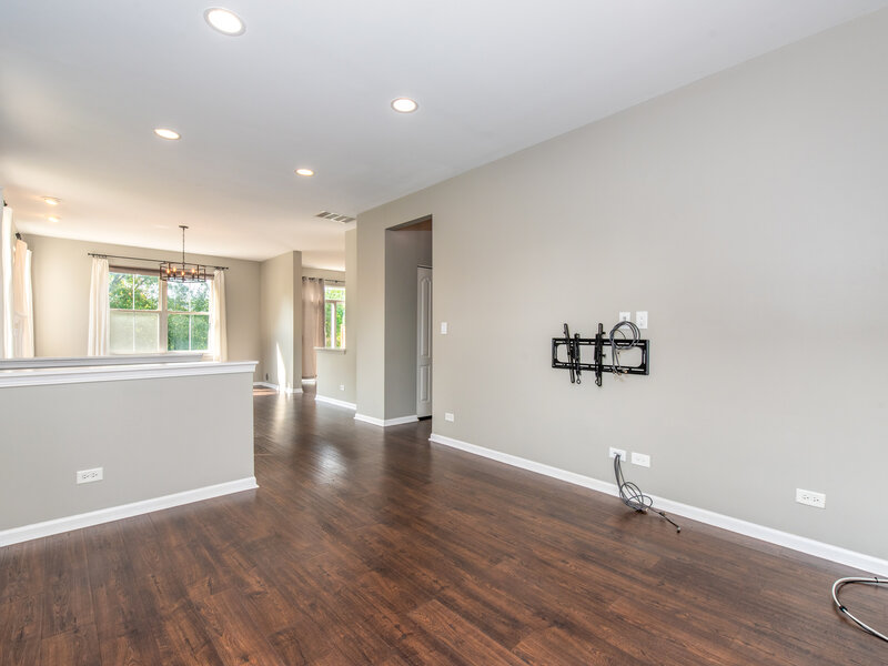 1239 Spaulding Road Bartlett IL 60103