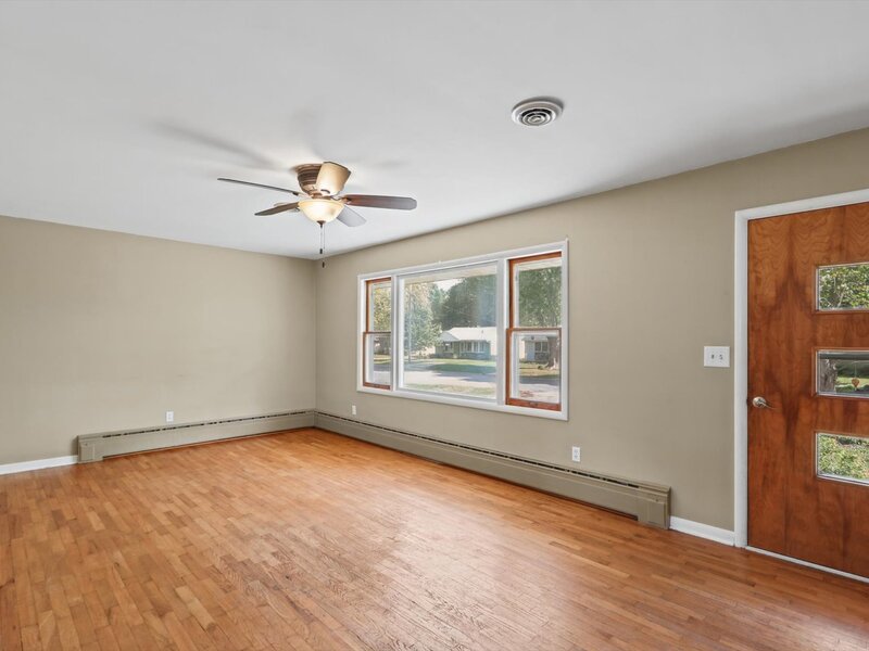 810 Longview Road Monticello IL 61856