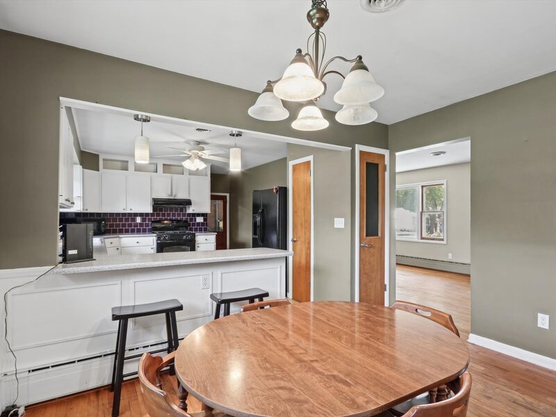 810 Longview Road Monticello IL 61856