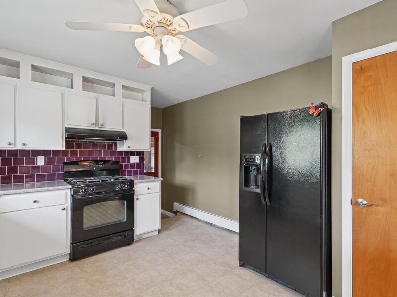 810 Longview Road Monticello IL 61856